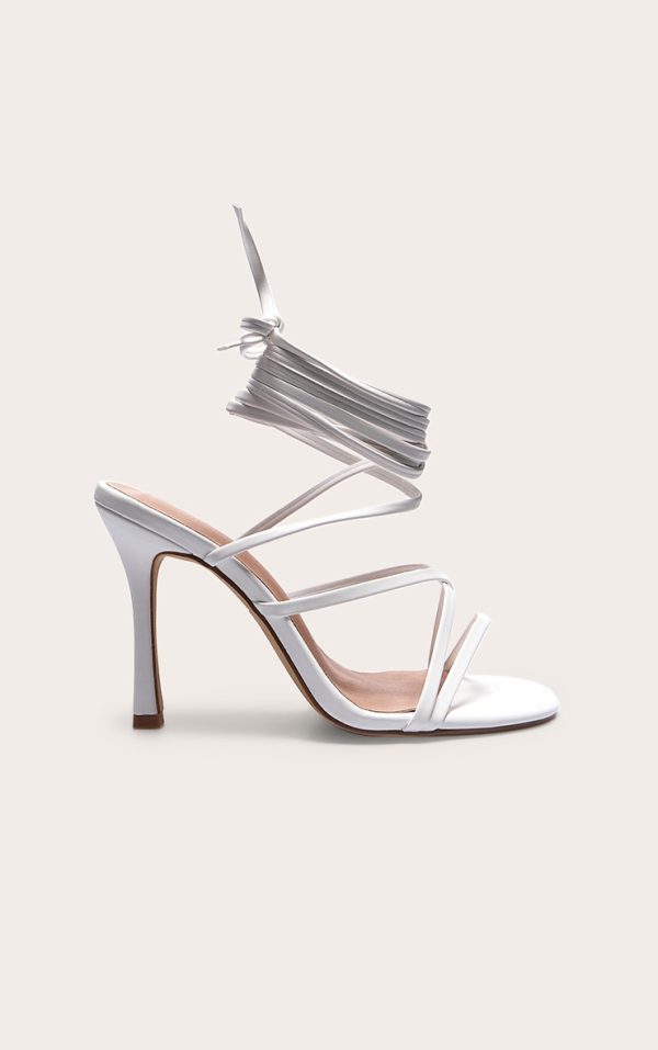 5662aa1c1c31eb86849d8b46c06ff0182acb8d58_CNI0138_1_white_wide_fit_pu_square_toe_strappy_lace_up_heeled_sandals