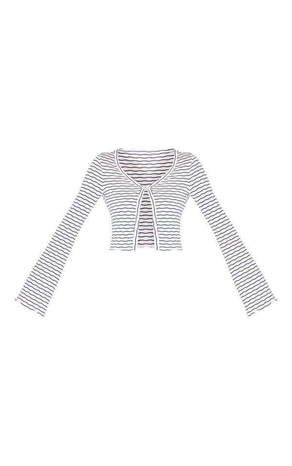 58a9b83ea6cf3516db341e2b49aafcfe164a1fd9_CNM7409_5_navy_textured_striped_button_cardigan-1