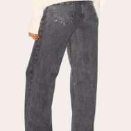 5a3bdc0880dbf0283e483275c45f76a1b4c1eae2_CNL4606_3_tall_washed_grey_low_rise_boyfriend_jeans