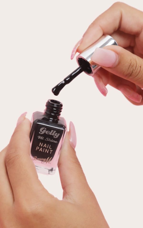5ee00b9e1de218510a661e36e3b9ae106a0e92f0_CMC6220_2_barry_m_cosmetics_gelly_hi_shine_nail_paint_black_forest