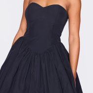 6231c30d3754a4e5aef4e40013958d7b0820136a_CNK8532_4_black_bandeau_corset_detail_shift_dress