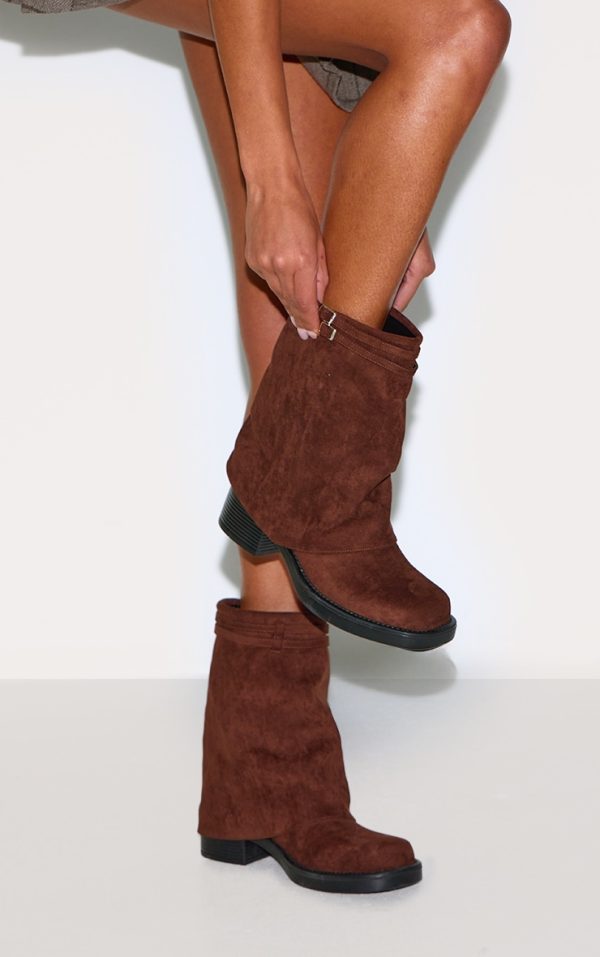 647548ac29615194adba64c52a678a31a06de74b_CNL7145_5_chocolate_faux_suede_round_toe_fold_over_buckle_strap_ankle_boots
