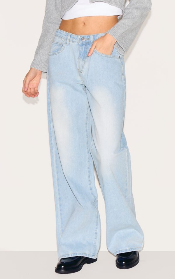65261c56d36d47a34a955c87ed1d1d1cca77be2b_CND9112_2_light_blue_wash_low_rise_boyfriend_jeans