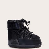 657d3c70cea4a7f3245283bfa9f3769093a9fdcb_CNB3390_1_moon_boot_black_low_glance