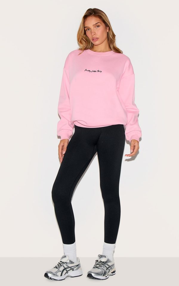 6b9cd1564d0ec367b47e08a64bb0d30913a13133_CNG1262_3_prettylittlething_baby_pink_basic_oversized_sweatshirt