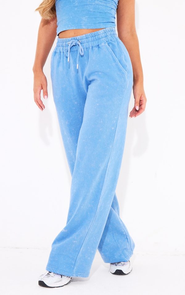 6d86f7997a5f7e96c3c4e8b6e331b2cd7e97b0ac_CNF8425_2_blue_washed_low_rise_oversized_wide_leg_joggers