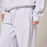 6df9f4fc0747b12958ada9465e2712fb7c710dd6_CNK1747_4_prettylittlething_ash_grey_premium_embroidered_oversized_wide_leg_joggers
