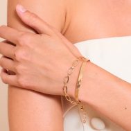 6ead94af541238bd4a370ced358cee3cad2e416a_CNN3219_1_gold_multi_layered_chain_bracelet