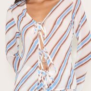 6ede4cb26f4f7cc0f66e41e587c47cb791a79fa8_CNN0485_4_blue_stripe_tie_detail_floaty_long_top