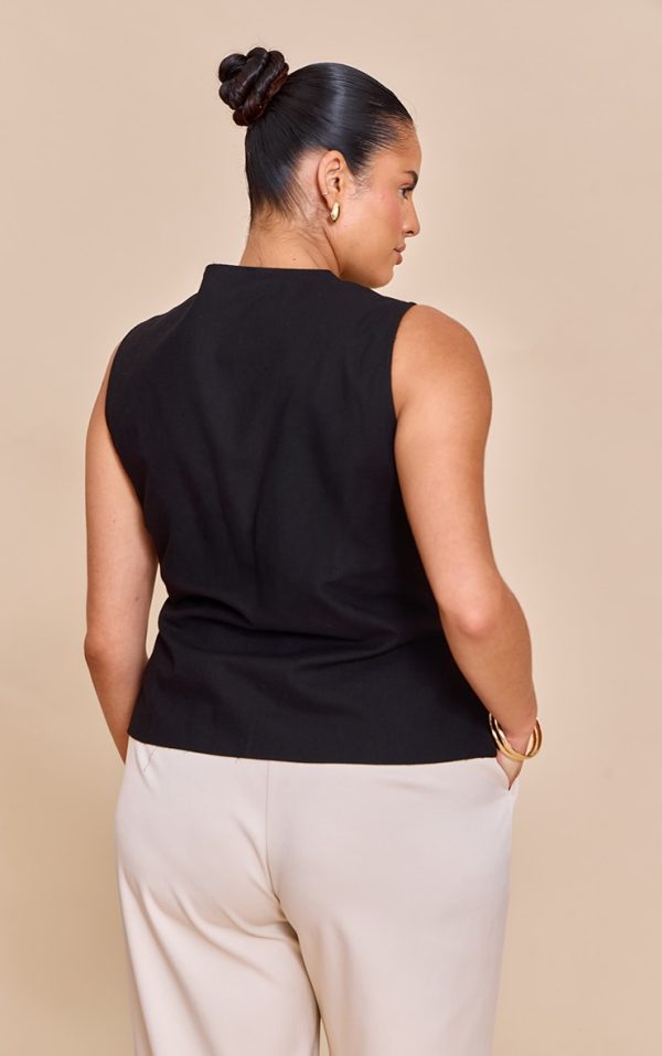 705f55839f719e2404954a142fece3001236e481_CNM4087_2_plus_black_linen_waistcoat
