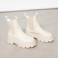 7221ef468c8b0ed0171fe9ef2c1319e7dd8d20c7_CMW8896_3_cream_chunky_extreme_cleated_chelsea_ankle_boots