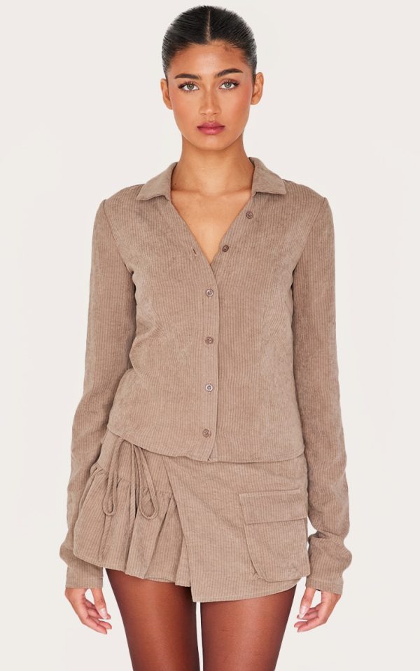 74796315d342af19c9678b7a8d3aab84932711ab_CNL6672_4_taupe_peach_skin_pinstripe_detail_woven_frill_cargo_detail_skort-1
