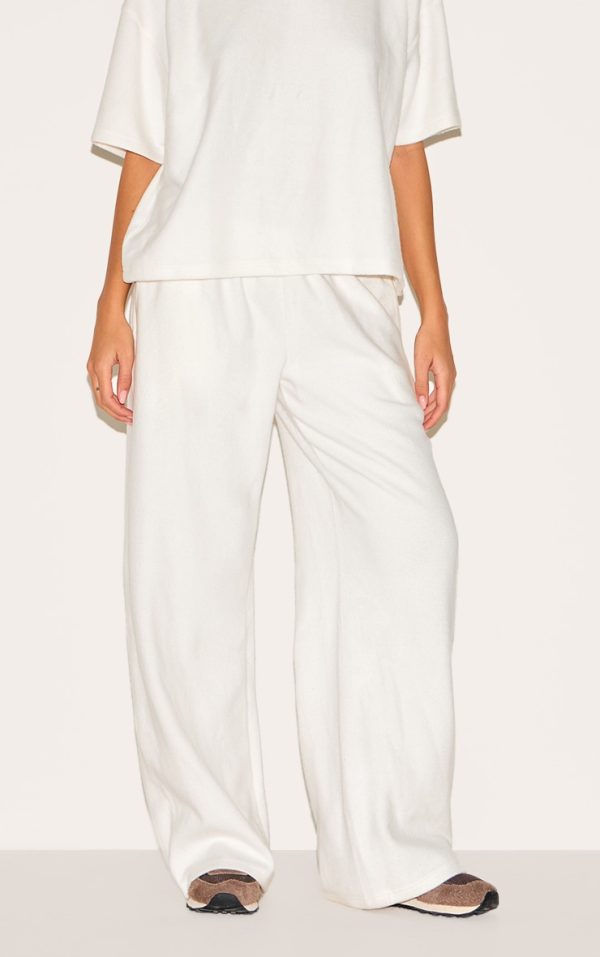 74eab732bb774825a434c271df061bd61c37ac3b_CNM3643_2_cream_soft_touch_wide_leg_joggers