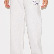 7567f36076d4d29758625870e0c67c11d2cc5905_CNL9633_2_cream_new_york_embroidered_wide_leg_joggers