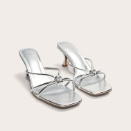 769f9b0b7ebcc7502135843d42894a11b47662f3_CNM0235_2_silver_wide_fit_pu_square_toe_knotted_heel_mules