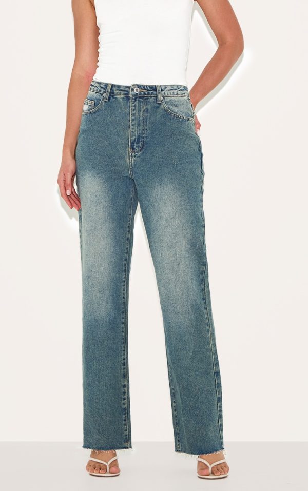 79471e59b382499e522bae98084bc09a36378053_CNL4608_2_tall_indigo_vintage_wash_frayed_hem_wide_leg_jeans
