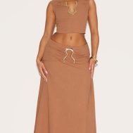 797417f08c4dbf2717fe3517fd1e66d416123bdd_CNM6334_3_shape_mocha_linen_gold_wave_trim_crop_top