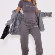7aba9aa64109ab7eff2a4520c867be2a30267d2d_CNF2370_3_prettylittlething_charcoal_logo_short_sleeved_bodysuit