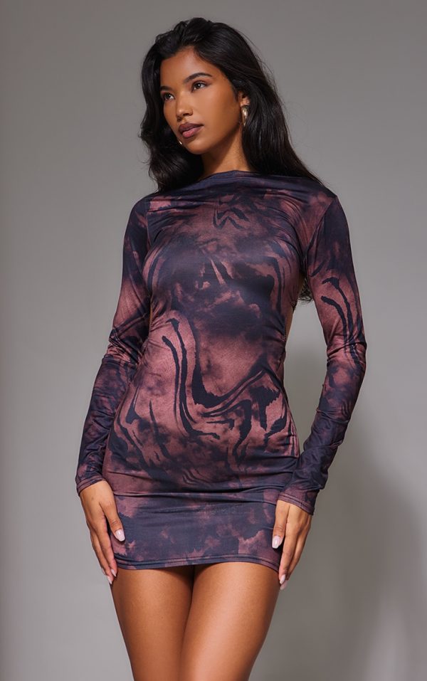 7c9853e819a8f9e7d031ecaf9fc03472d560e459_cnk4921_2_brown_print_long_sleeve_open_tie_back_mini_dress