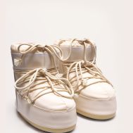 7cb8c02e72e9b516719162c4e5e99f3bfee26cec_CMR5975_2_moon_boot_cream_classic_low