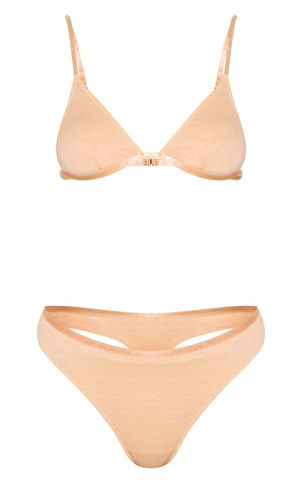 7d977bacd095d236f02c7b114aee65ad5d02ee19_CNL8512_5_nude_jersey_triangle_basic_lingerie_set