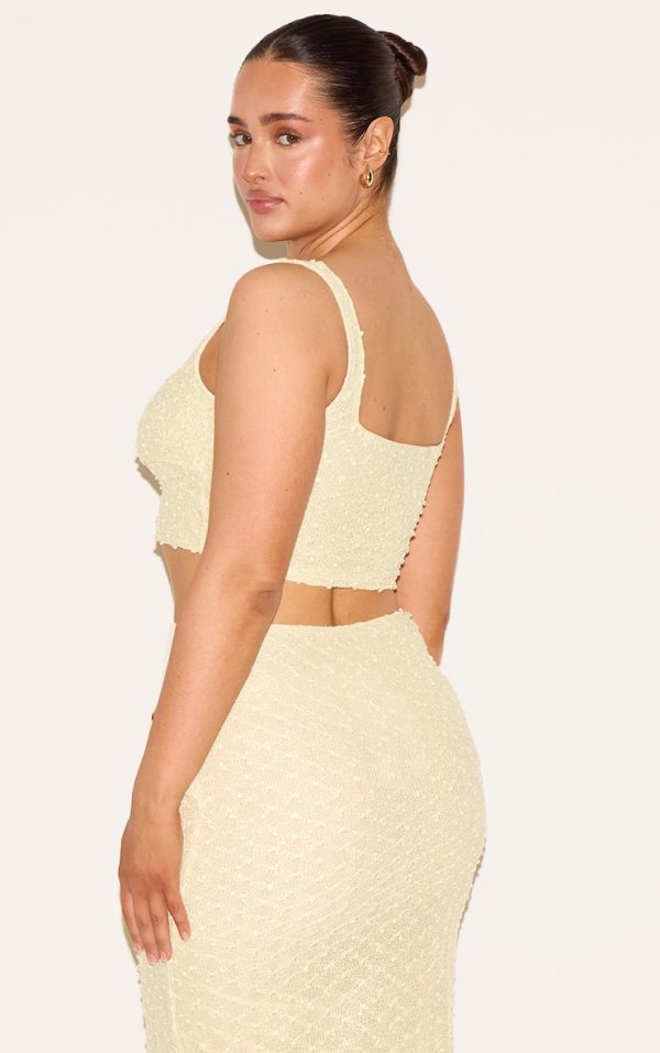 7ec3579c73b2e4fc64486af8fe5988dcc2215307_CNM6448_2_shape_lemon_textured_gold_hammered_ring_cami_top