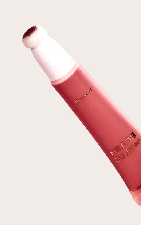 828e3e2310837236954e87deefaf40cc038c3abc_CNG8416_3_revolution_pro_iconic_matte_cream_blush_wand_stripped_pink