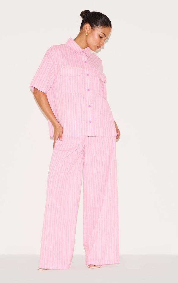 874ab20bb7c1137f71f175e98bea20934e0ddccb_CNM4398_3_petite_pink_pinstripe_oversized_short_sleeve_shirt