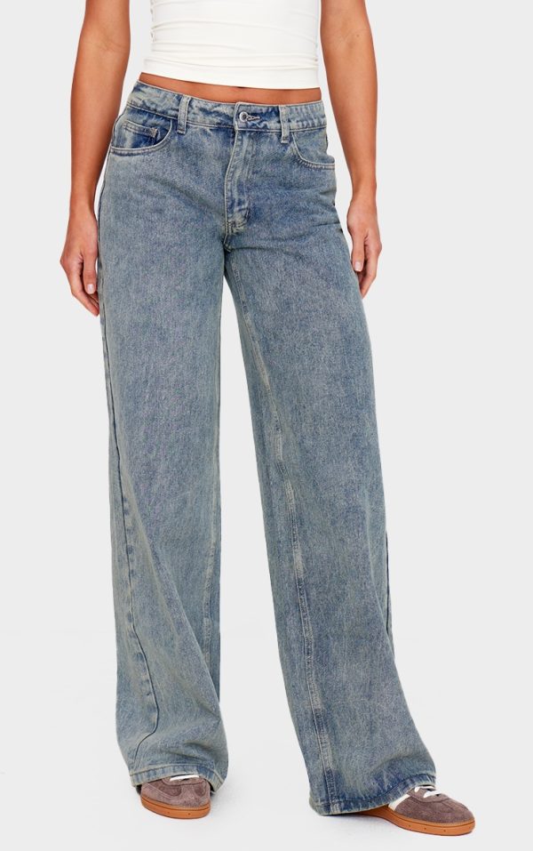 882c4d38ccdbeb671da45ace382af57cd23ba844_CNL4596_2_tall_vintage_washed_mid_rise_wide_leg_jeans