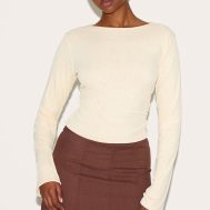 8834a20701cc44186a1d4f5e4a3c0dec9843ba31_CNM7976_1_almond_onion_skin_boatneck_flute_sleeve_long_top