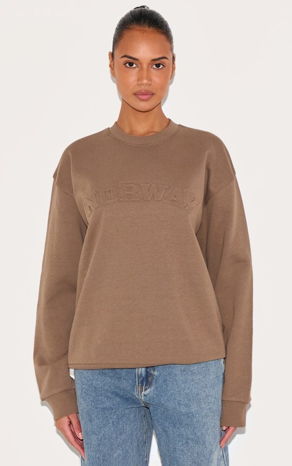 88f712783219735e6096e916ea5fab674192a00f_CNM0206_1_taupe_premium_norway_embossed_sweatshirt