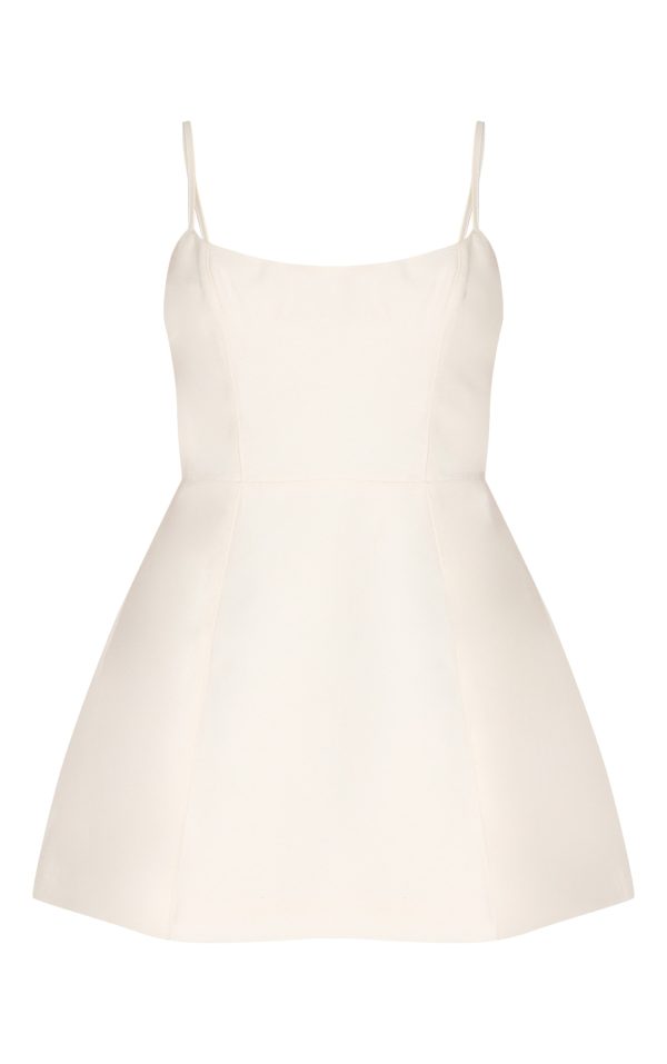 8aea80f90fb97bc914458dcdeee3574f55c2f89d_CNL9169_5_petite_white_structured_shift_dress