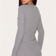 8b6da96fe9efa381b17f97608b8e365a0824eb94_CNH0077_2_tall_charcoal_contour_sculpt_long_sleeve_top