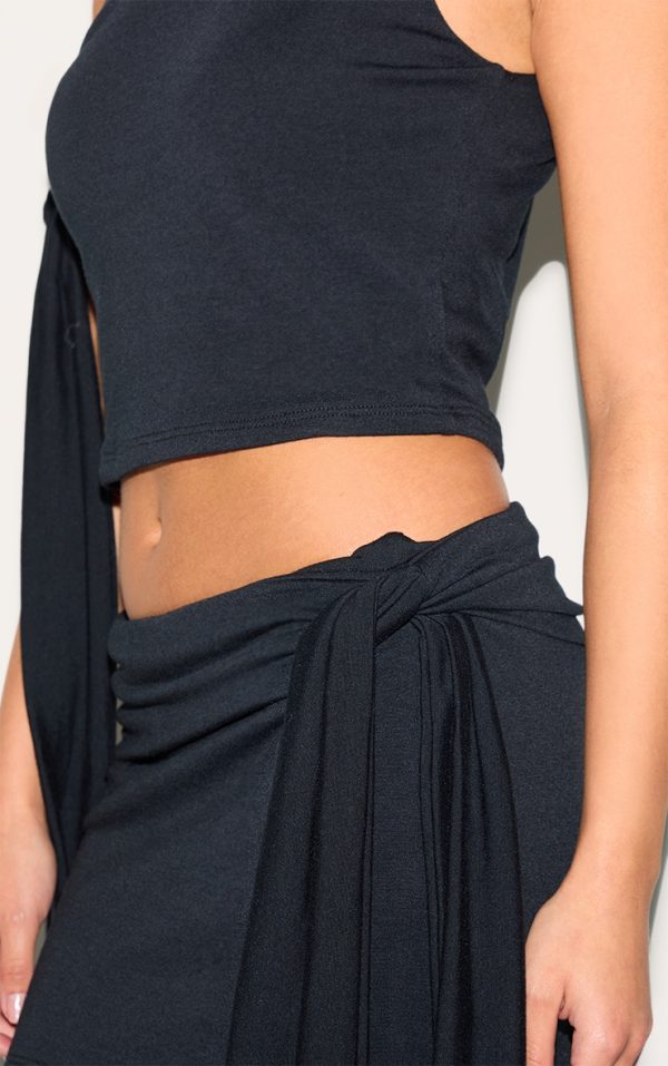 8bca05d8e569372d83f27cf3ac9cd480c1e0e825_CNM1927_5_petite_black_contour_jersey_tie_detail_foldover_mini_skirt