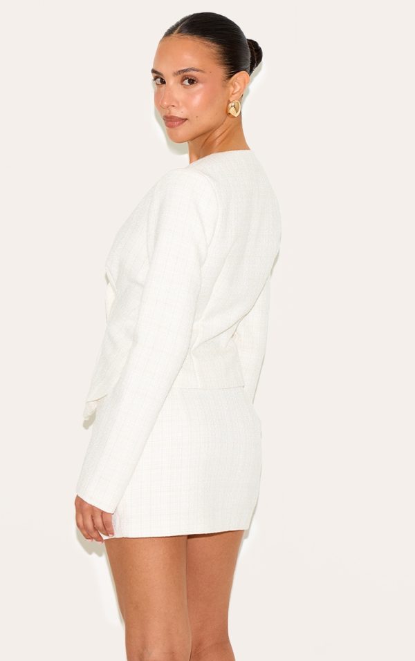 8ca7f2458df7476d134b2c51df931ca895010ba1_CNM3445_2_petite_off_white_boucle_blazer