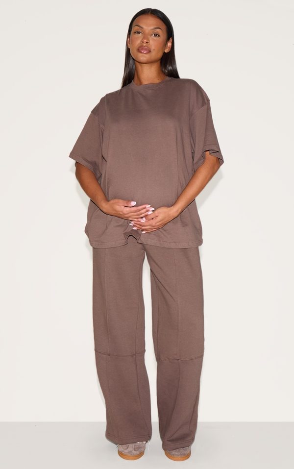 8e72bc4284d08034b52e3e25483b9b5a0c17cf60_CNG6167_1_prettylittlething_maternity_chocolate_logo_wide_leg_joggers