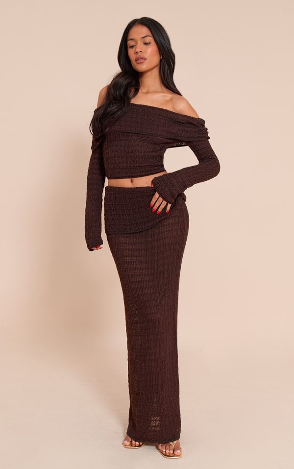 8ea4336691e14205aad1047481f3f3aacb0fa997_CNN1974_3_tall_chocolate_bardot_textured_knit_top