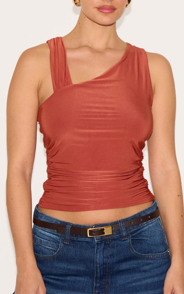 8ed8ef49d0e9e1a66113bac6544b1fc77bc12eaa_CNM6695_4_paprika_asymmetric_strap_detail_vest_top
