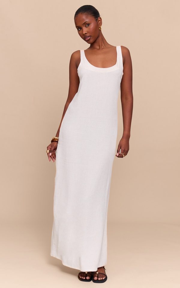 93bd629a5b4e66775f976c1a40c5395715c51fca_CNN0062_1_natural_textured_scoop_neck_maxi_dress