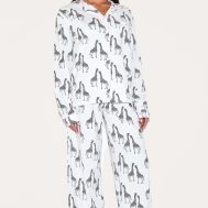 94080a5a2a7f794b2749d21412a04913959330ae_CNL9752_3_white_giraffe_print_jersey_piping_detail_long_pj_set