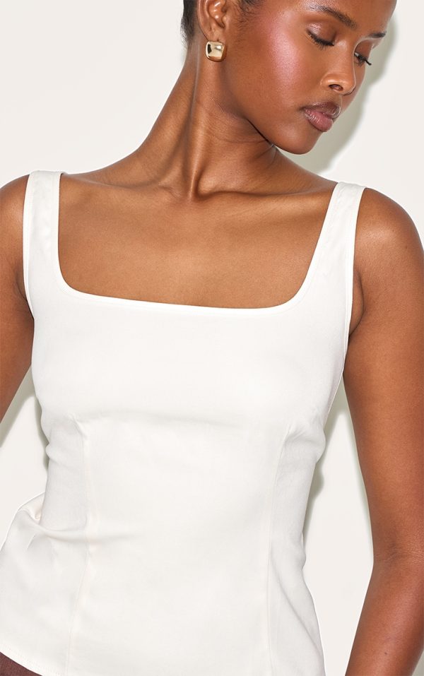 97568752bd1e4f083f44a9952de21bf246b7eef9_CNM4486_4_cream_square_neck_long_top