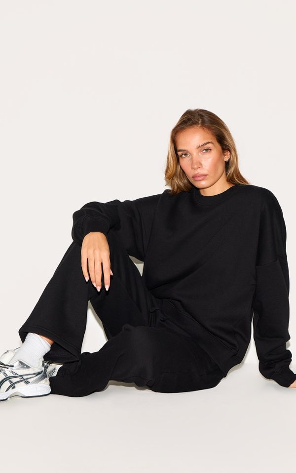 9b04caaf50e060a4cc9855344637e4fe7aabf3bb_CNL8051_4_black_oversized_sweatshirt_tracksuit_set