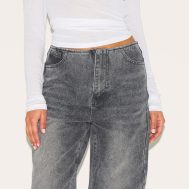 a1a3b1513c765a68940838a7f81b54fee42a1366_CNM1846_4_petite_grey_denim_mid_rise_invisible_waistband_wide_leg_jeans