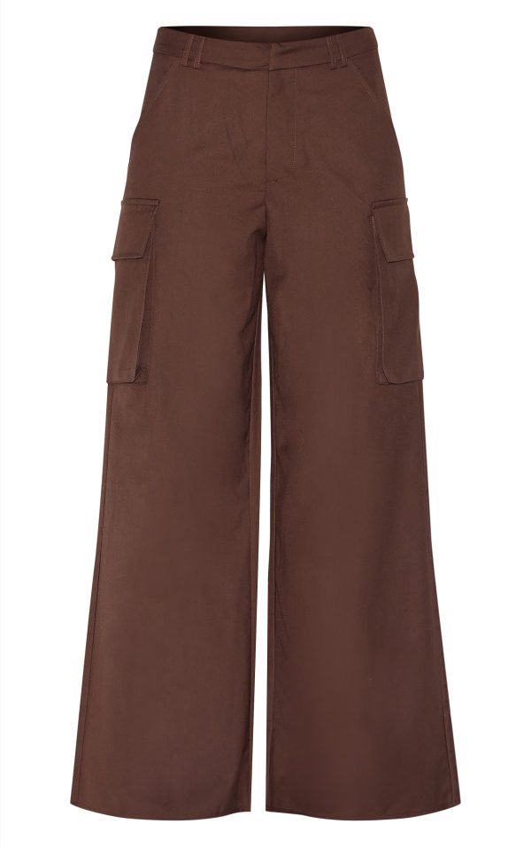 a21bf2e836885eb4f91f2a1989d3a26b862e1ce6_CNM0910_5_deep_chocolate_woven_pocket_detail_straight_leg_trouser