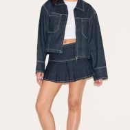 a28c377bb2d7508e4a0bbf1205755c9f2097a3c3_CNL7950_4_indigo_contrast_stitch_pleated_denim_mini_skirt