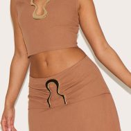 a66179d6f70980627444c49a13d9492b4156289e_CNM6334_4_shape_mocha_linen_gold_wave_trim_crop_top