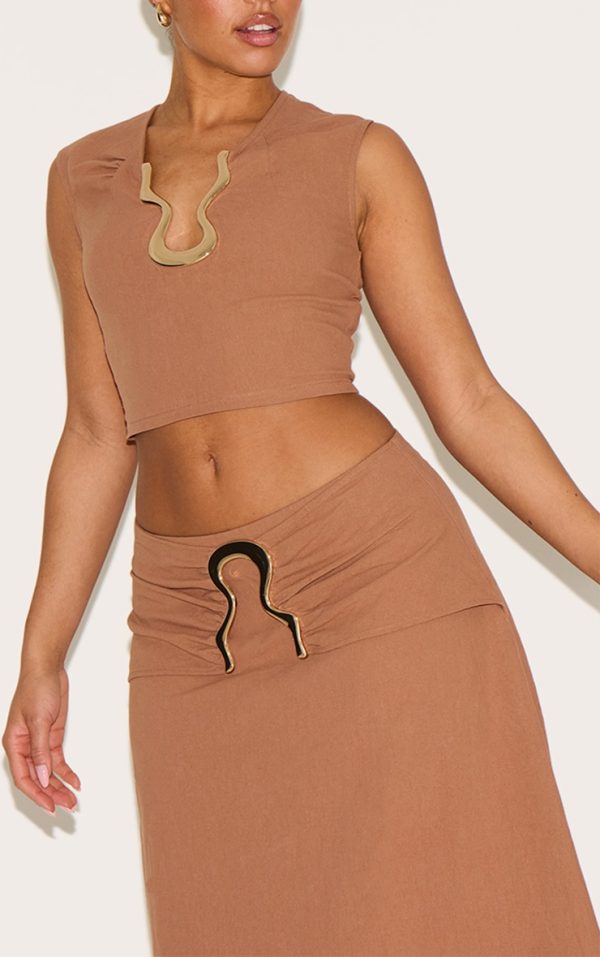 a66179d6f70980627444c49a13d9492b4156289e_CNM6334_4_shape_mocha_linen_gold_wave_trim_crop_top