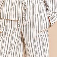 a8a7df538673161f4d6adda5923dd2fd0e5ccb79_CNN0004_4_khaki_striped_mid_rise_wide_leg_trousers
