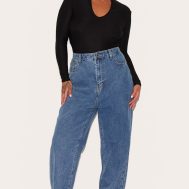 aaa17ffaebdd85395fa16fe0e32de45b6e1f523a_CNC9593_3_plus_black_soft_touch_v_neck_long_sleeve_top