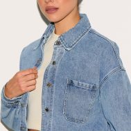 ab8cca559039ca1cf353ee33308b96b13987e56d_CNL7799_4_mid_blue_wash_raw_hem_cropped_denim_shirt